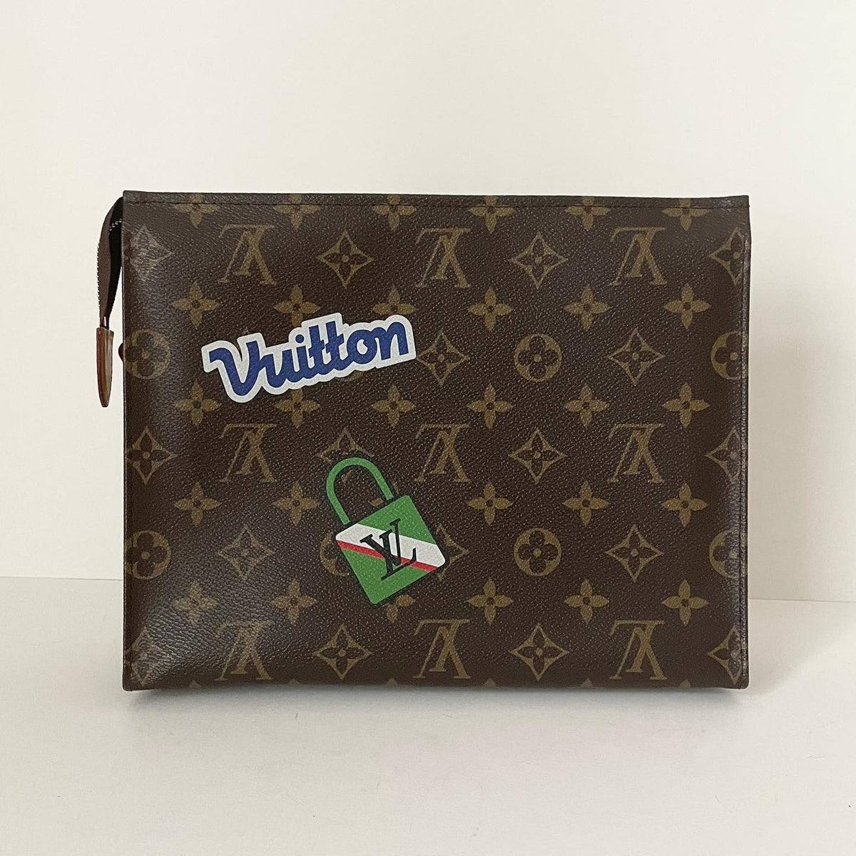 LOUIS VUITTON MONOGRAM TOILETRY POUCH 26 + INSERT & CHUNKY CHAIN