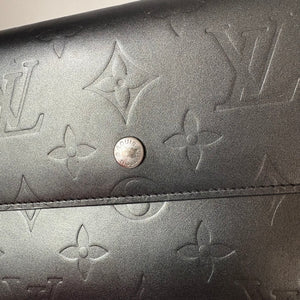 Louis Vuitton Matte Monogram Sarah Wallet Gray