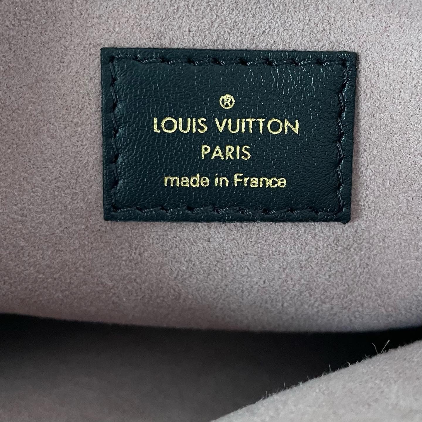Purchased off the Louis Vuitton website. Is it normal that the “made in”  stamp is missing from this tag? First time buyer. Thanks! : r/Louisvuitton