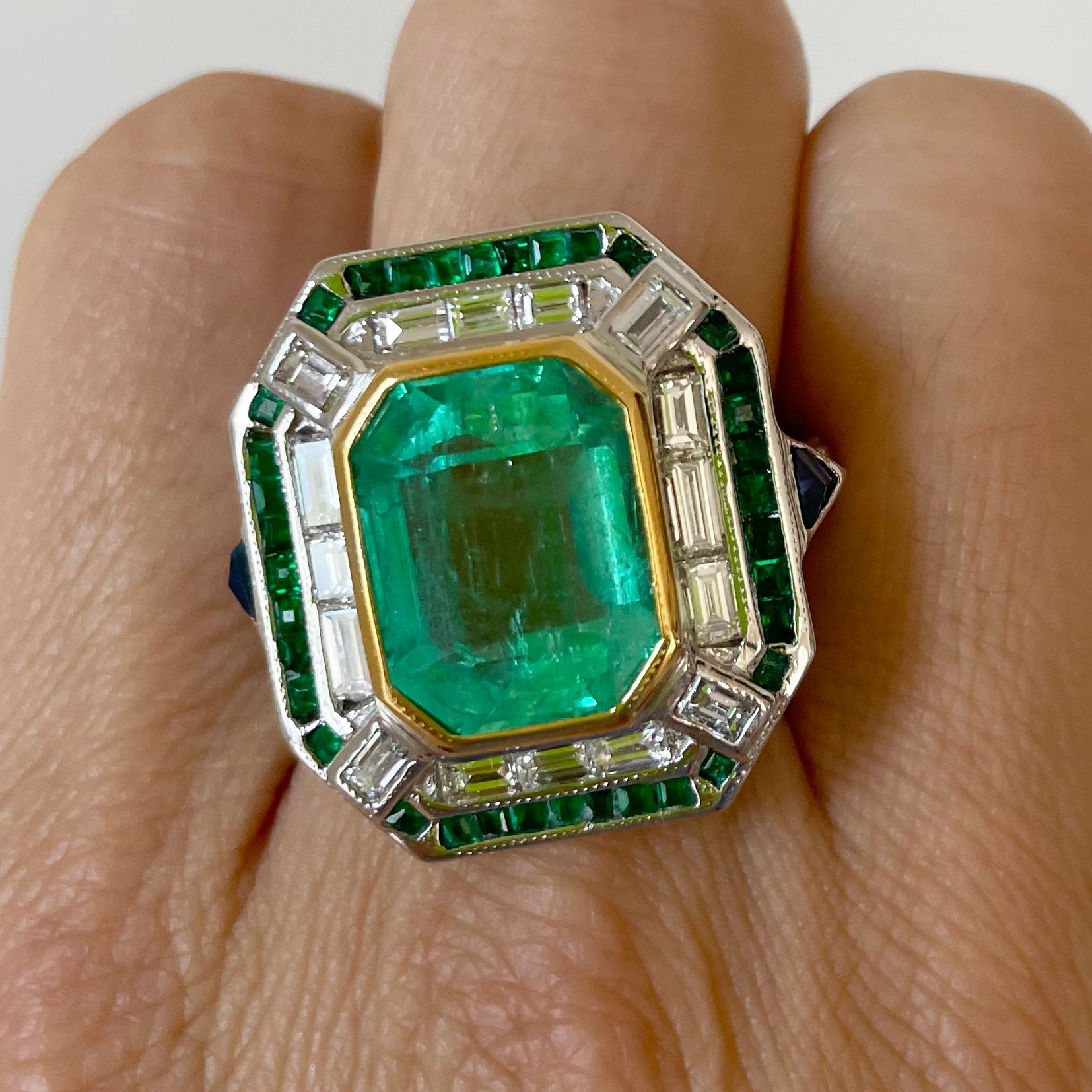 GIA Certified 9.3 ct Colombian Emerald Ring set in 18k yellow and white gold